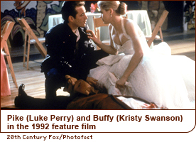 Pike (Luke Perry) and Buffy (Kristy Swanson) in the 1992 feature film